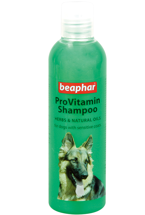 Beaphar Шампунь ProVitamin Shampoo Herbal для чувствительной кожи собак 250 мл
